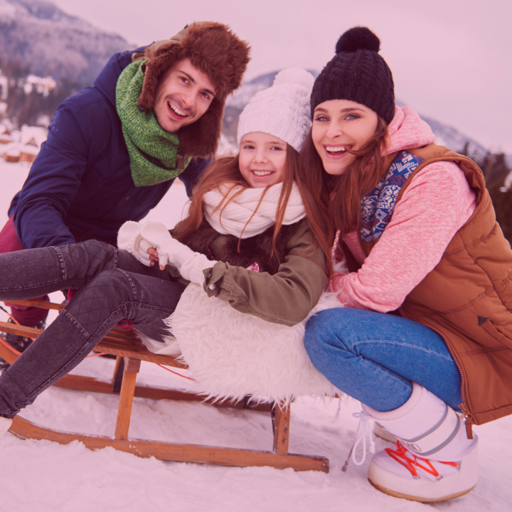 Child kissing his mother with flowers depicts high-intent Mother’s Day ad targeting options available on Media.net's premium inventory